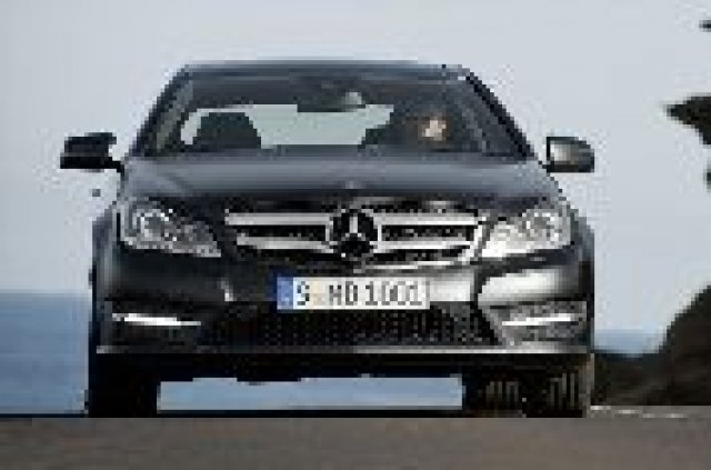Mercedes повишава ефективността при C-Class