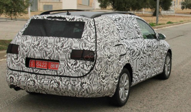 Golf VII излиза като комби след година