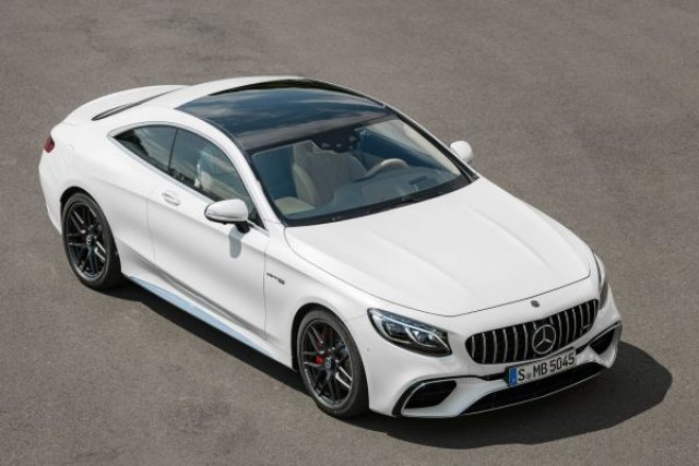 Mercedes увеличава разликата пред BMW и Audi