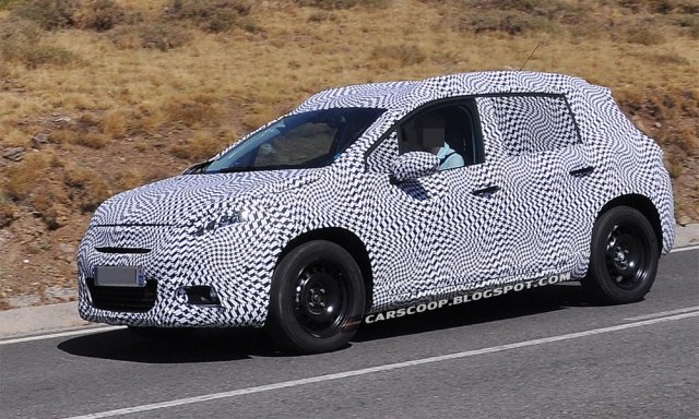 Peuegot 2008 – шпионски снимки