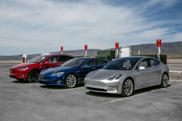 Путин e готов да си купи Tesla
