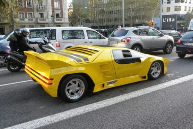 Vector W8 бе засечен в Испания