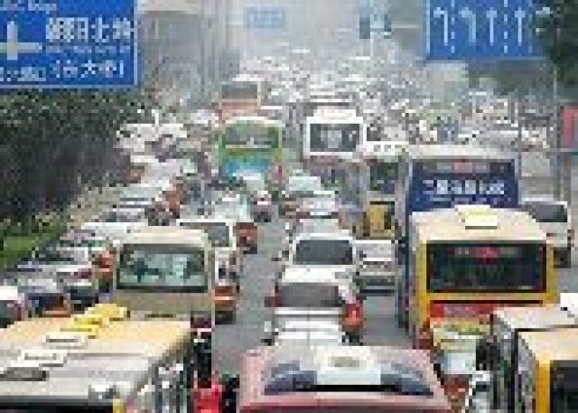 През май Китай отстъпи на САЩ