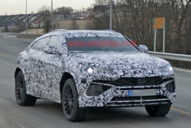 Ето първите снимки на Lamborghini Urus