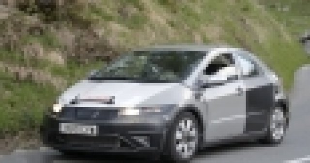 Honda тества новия Civic