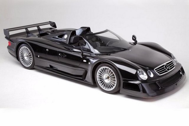 Продават чисто нов Mercedes от 1999 г.