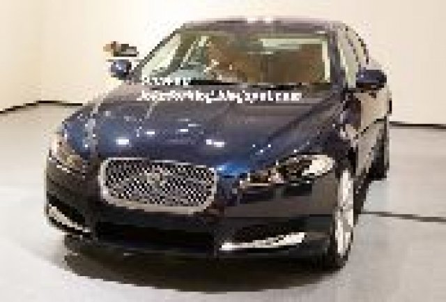 Новият XF на Jaguar