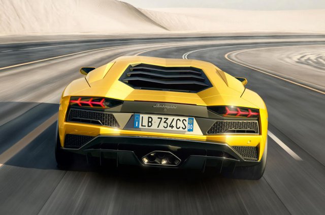 Lamborghini няма да се откаже от атмосферния V12 двигател