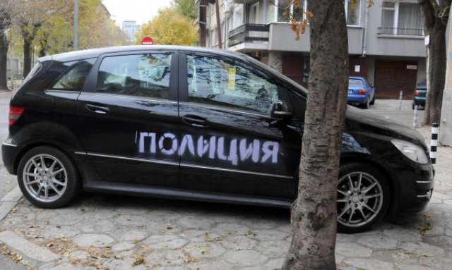 Вандали направиха 