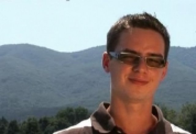 Визитка номер 6: Любомир Стоилов