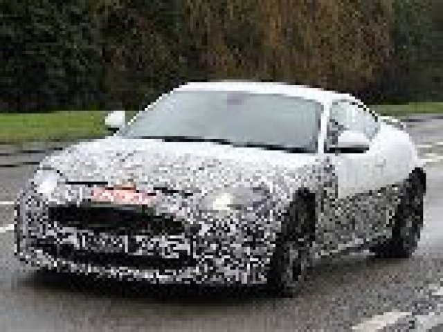 Jaguar обновява купето ХК