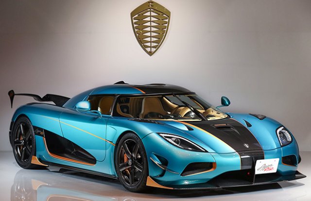 Koenigsegg представи 3 уникални хиперколи