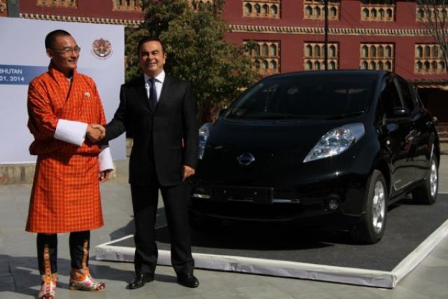 Шефът на Renault-Nissan: Електромобилът трябва да струва $7 000