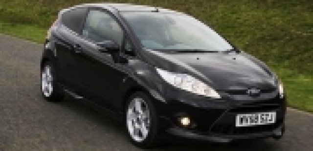 Ford пуска и ван от Fiesta