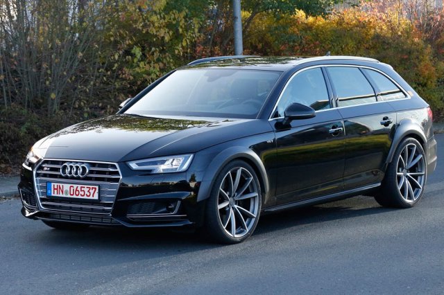 Audi RS4 ще получи V6 мотор с 480 к.с.