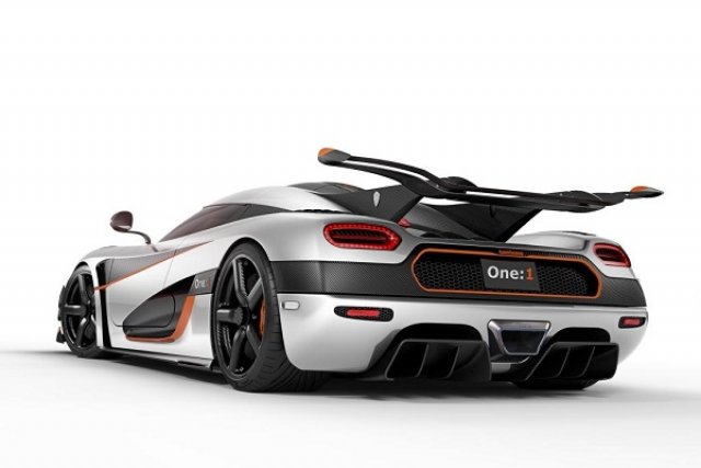Koenigsegg разкри хиперколата One:1
