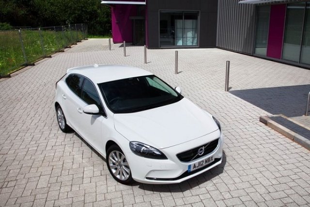 Volvo сменя V40 с напълно нови модели