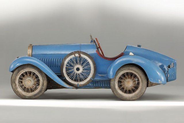 Bugatti постави световен рекорд на аукцион