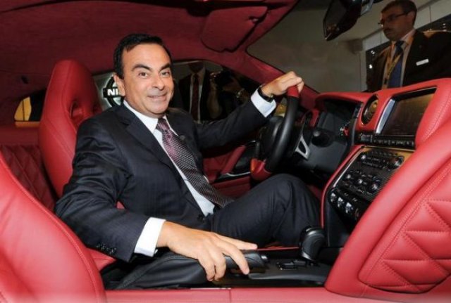 Nissan обвини и семейството на Карлос Гон