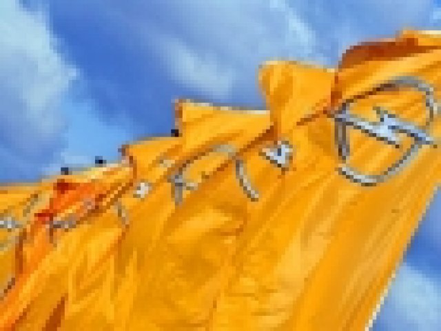 GM отложи продажбата на Opel