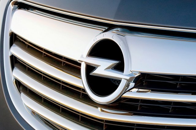 Opel подготвя конкурент на Sandero