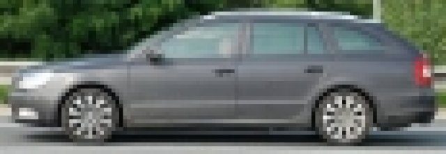 Skoda пуска комби версия на Superb