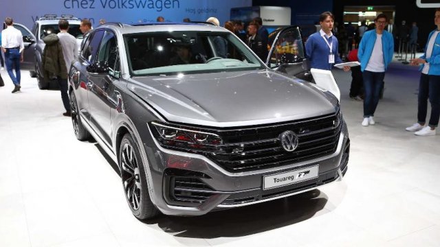 Volkswagen Touareg става 