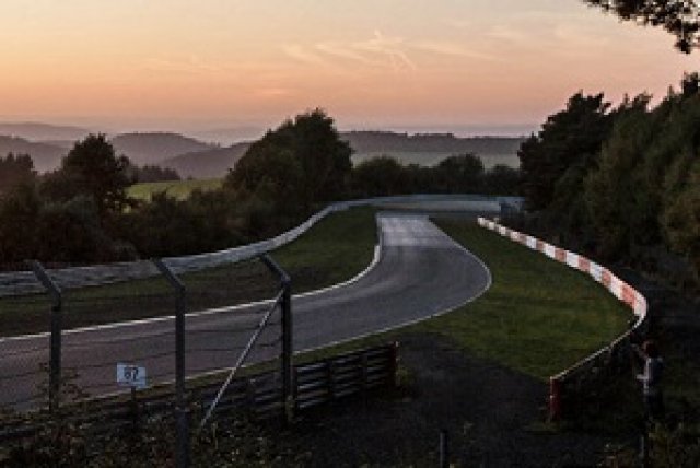 Нюрбургринг затвори за скоростни тестове