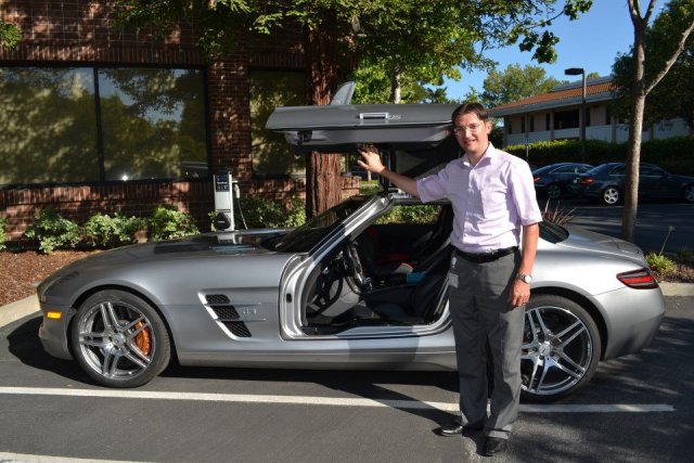 VW Group привлече бивш програмист на Mercedes-Benz 