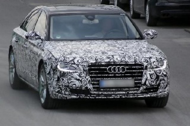 Новото Audi A8 се появи пред публика
