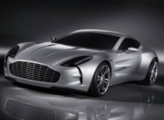 Появиха се снимки на Aston Martin One-77