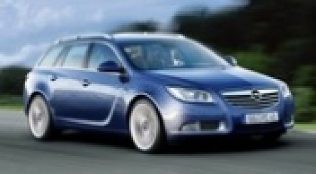 Opel Insignia ще има и версии комби и купе