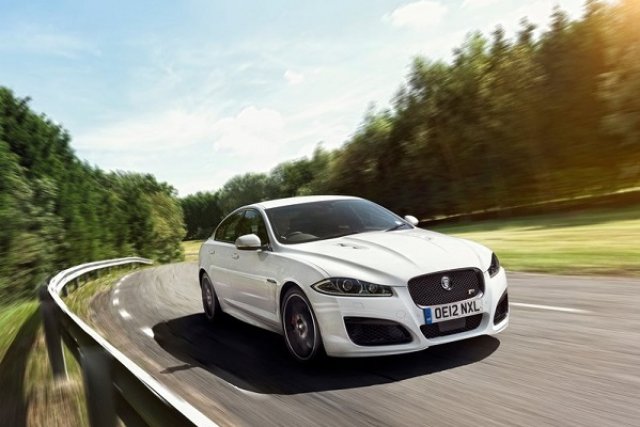 Jaguar свали Lexus от върха при премиум моделите 