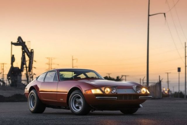 Превърнало се в легенда Ferrari отива на търг