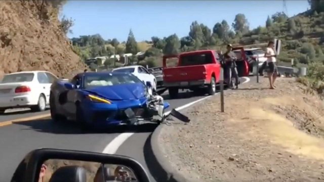 Американец разби най-новия Chevrolet Corvette