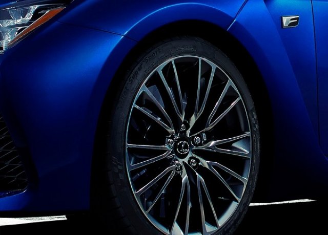 „Горещото” купе на Lexus ще разчита на 460 к.с.