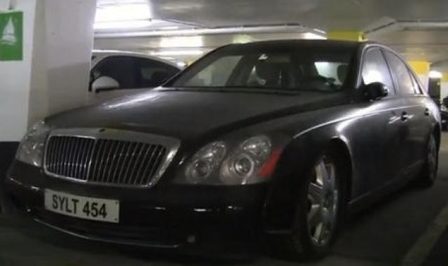 Погребаха Maybach без почести