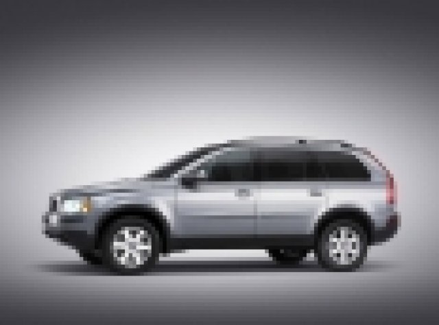 Пускат Volvo XC90 с предно предаване