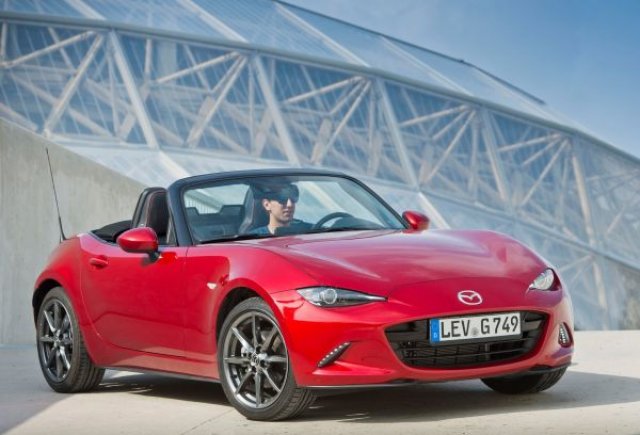 Mazda също се отказва от двигателите с вътрешно горене