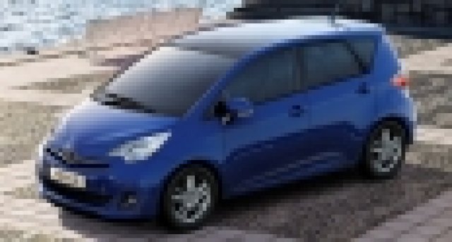 Това е новата Toyota Verso-S