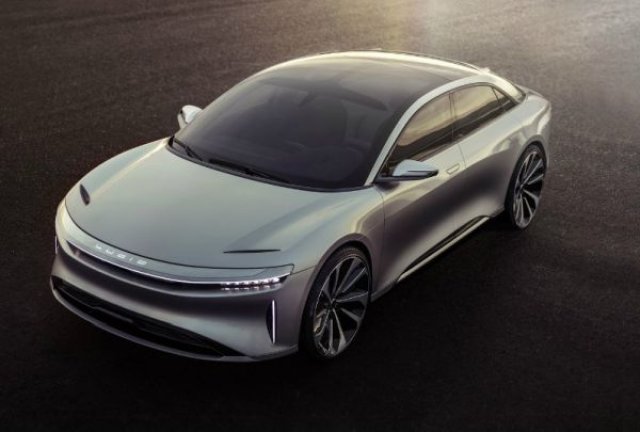 Конкурентът на Tesla Model S се оказа по-евтин