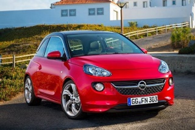 Opel отново грабна 