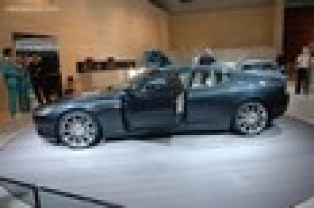 Aston Martin – британски, но не съвсем