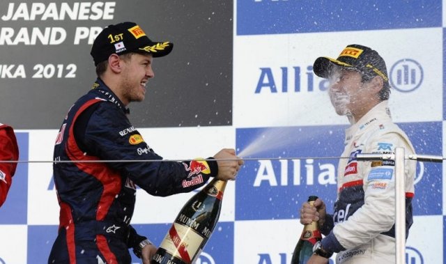 Фетел застигна Алонсо в борбата за титлата във Формула 1