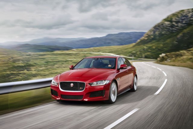 Jaguar XE бе избран за най-красив автомобил за 2014 г.