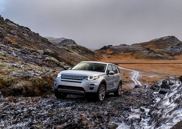 Jaguar Land Rover представи нови двигател и трансмисия