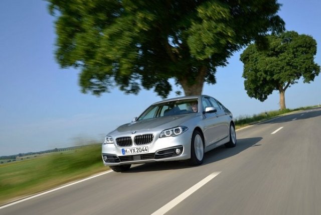 BMW 5-Series пръв в класа преминава на 3 цилиндъра