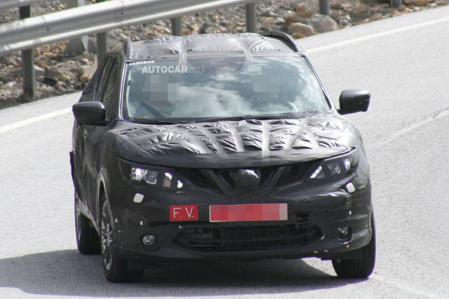 Nissan подготвя и електрически Qashqai