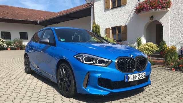 Краят на света се отлага: Тестваме новото BMW 1-Series