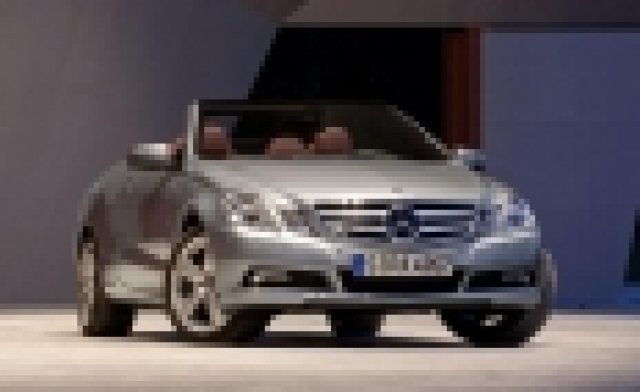 И Mercedes-Benz със сервизна акция